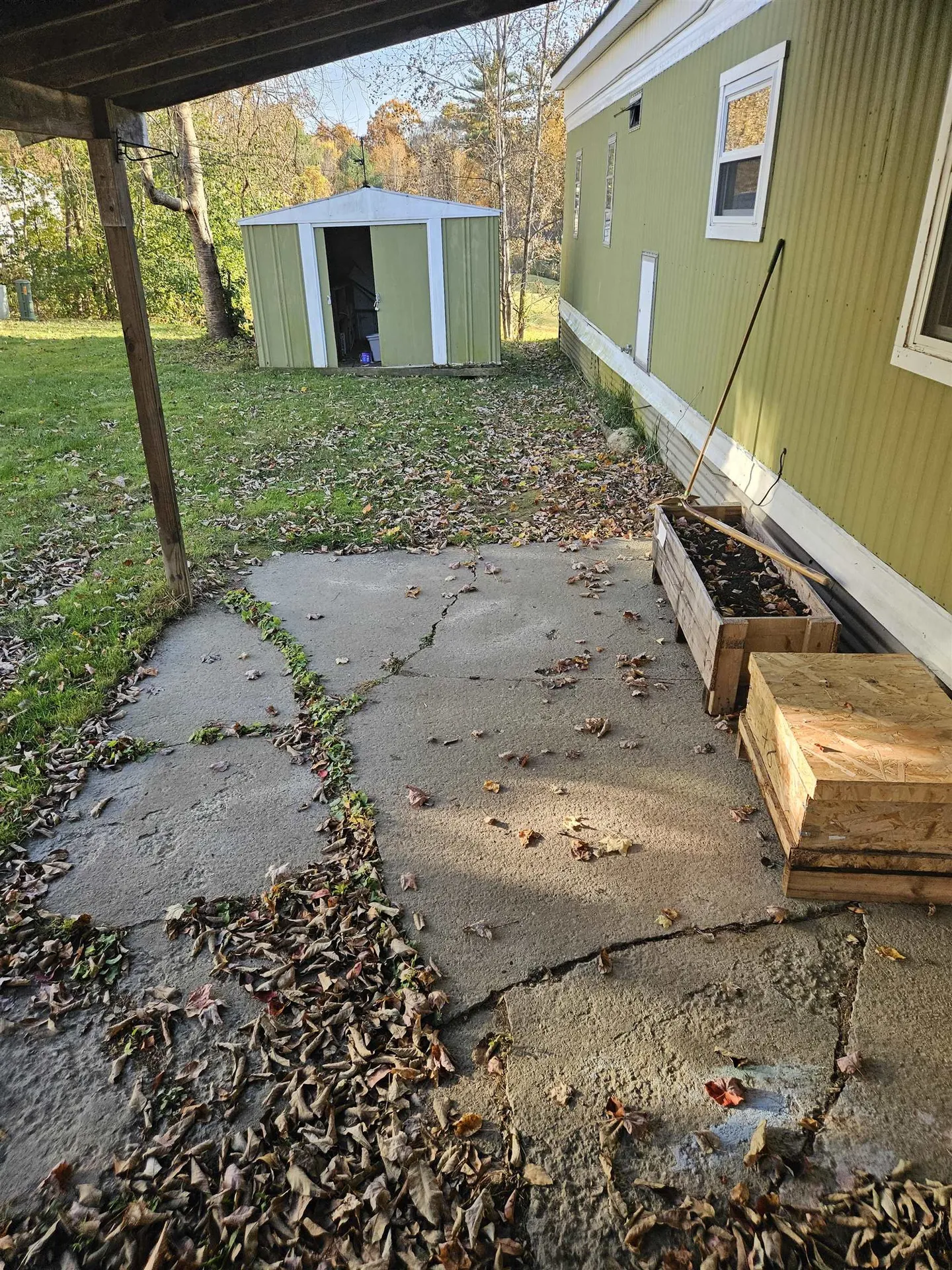 28 Madison Place Claremont NH 03743