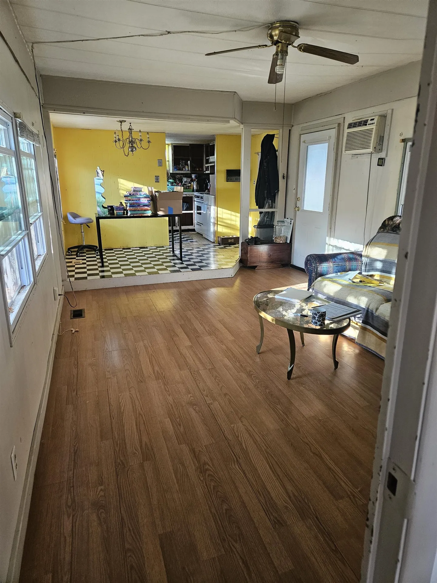 28 Madison Place Claremont NH 03743