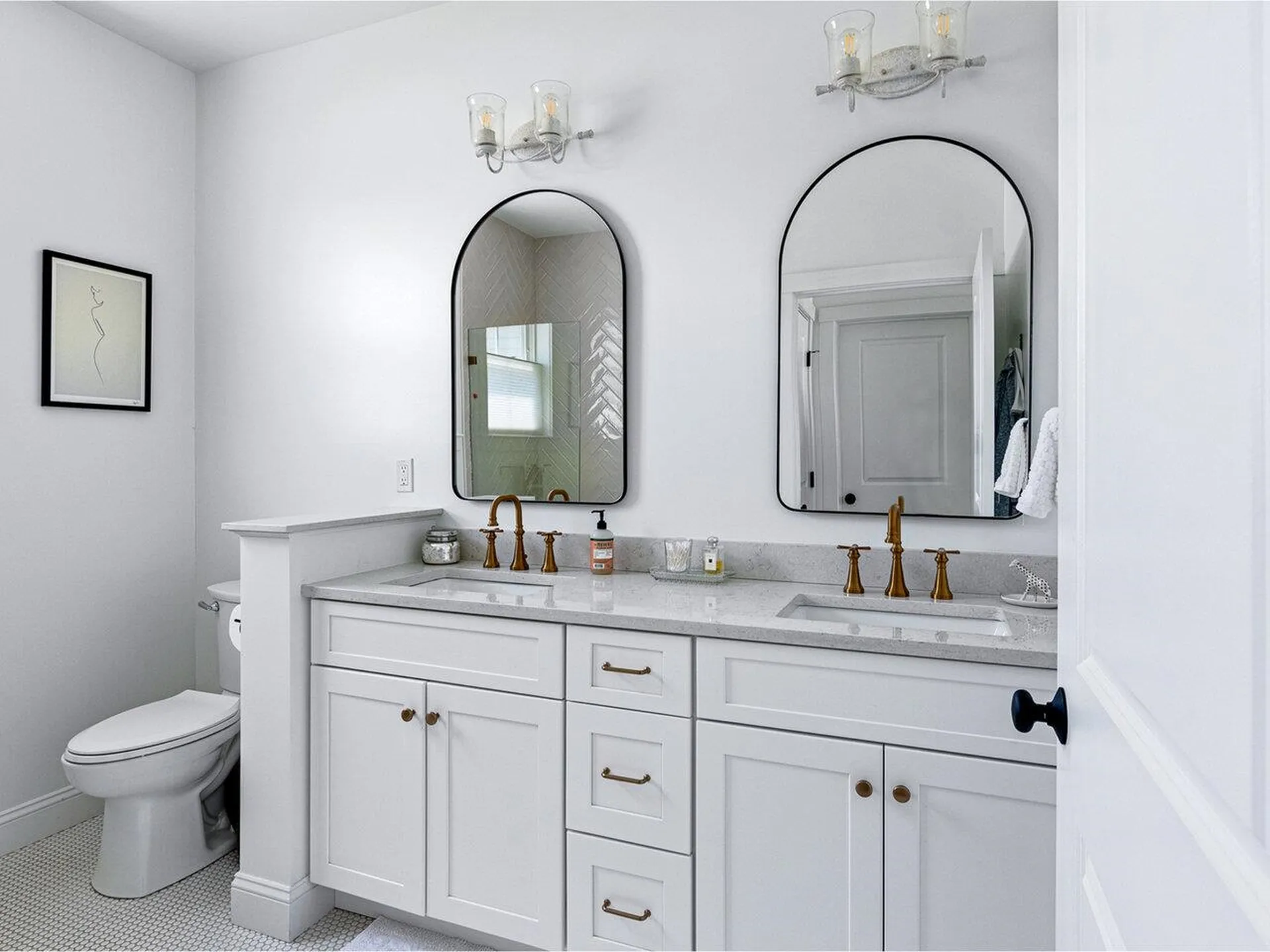 244a Midland Avenue South Burlington VT 05403