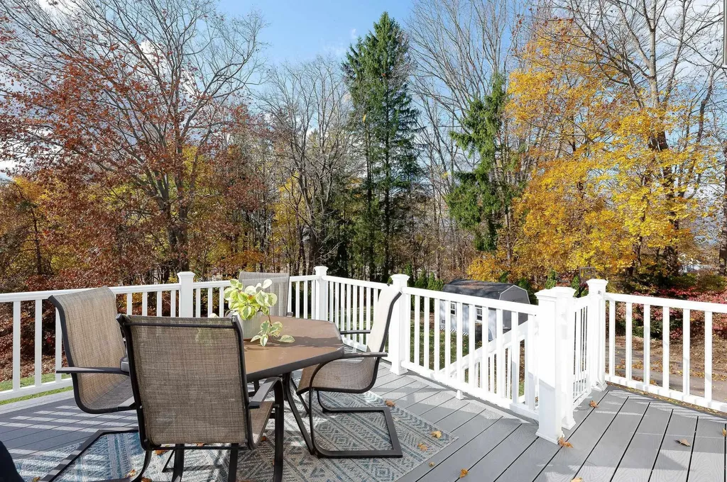 15 Birchwood Place Dover NH 03820