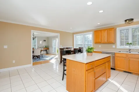 15 Birchwood Place Dover NH 03820