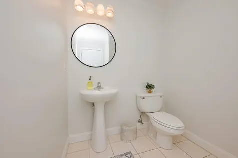 15 Birchwood Place Dover NH 03820