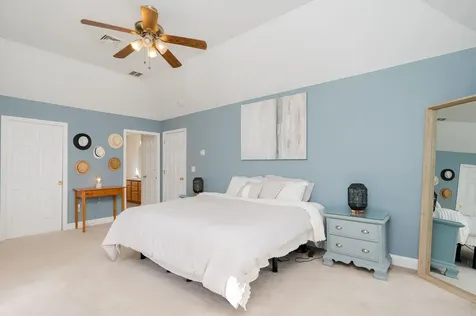 15 Birchwood Place Dover NH 03820