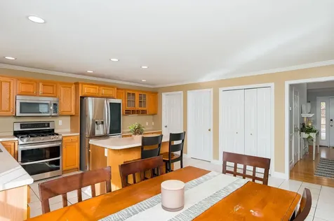 15 Birchwood Place Dover NH 03820