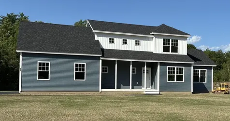 25 Pebble Court Barrington NH 03825