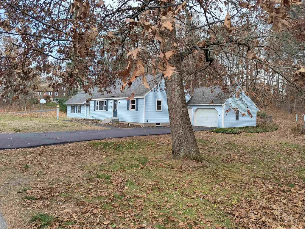11 Davis Road Merrimack NH 03054
