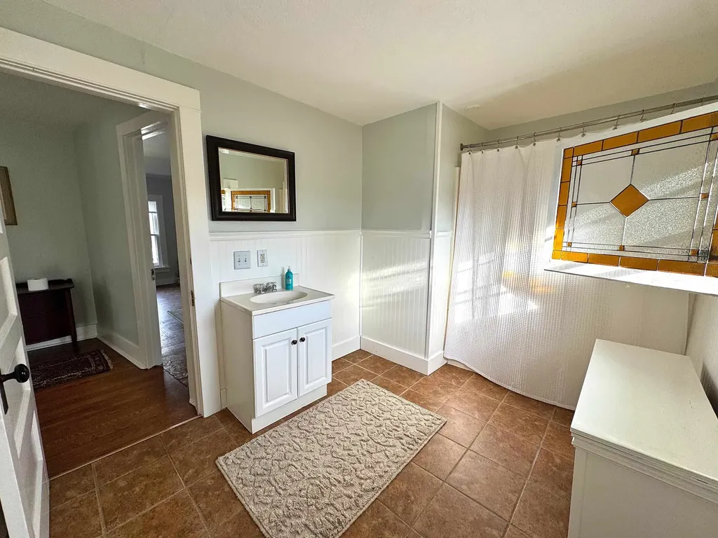 450 Cleveland Avenue Shaftsbury VT 05262