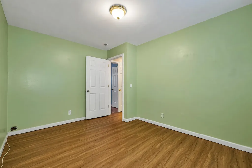13 Saint Moritz Drive New Durham NH 03855