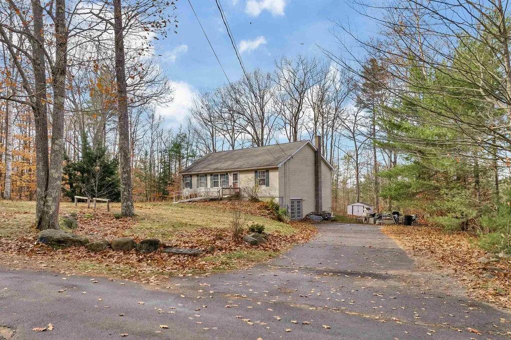 13 Saint Moritz Drive New Durham NH 03855