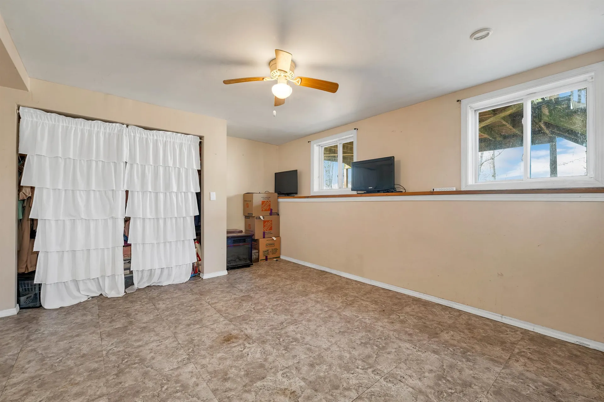 13 Saint Moritz Drive New Durham NH 03855