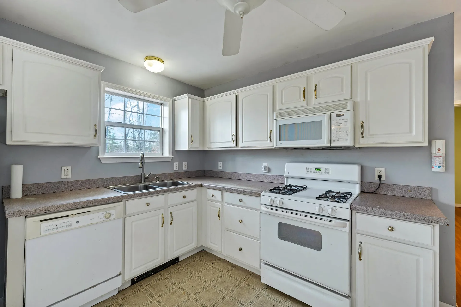 13 Saint Moritz Drive New Durham NH 03855