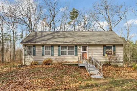 13 Saint Moritz Drive New Durham NH 03855