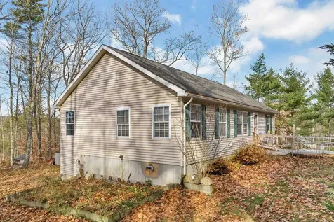 13 Saint Moritz Drive New Durham NH 03855