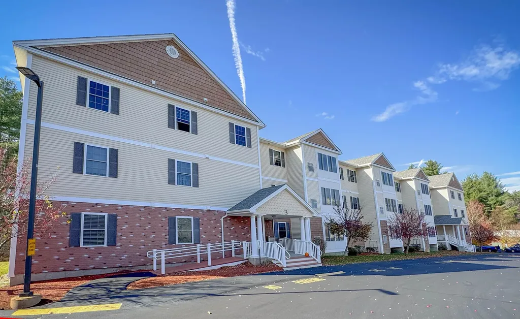 65 Fordway Extension Derry NH 03038