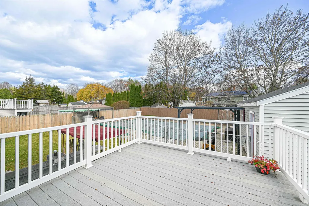 132 Faith Lane Manchester NH 03103