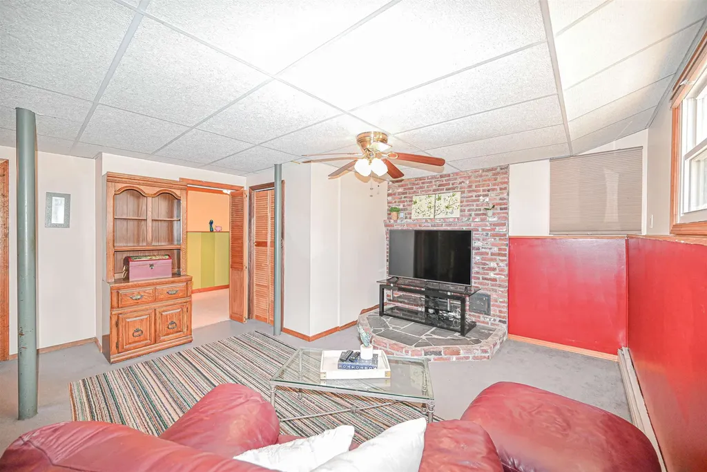 132 Faith Lane Manchester NH 03103