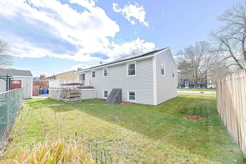 132 Faith Lane Manchester NH 03103