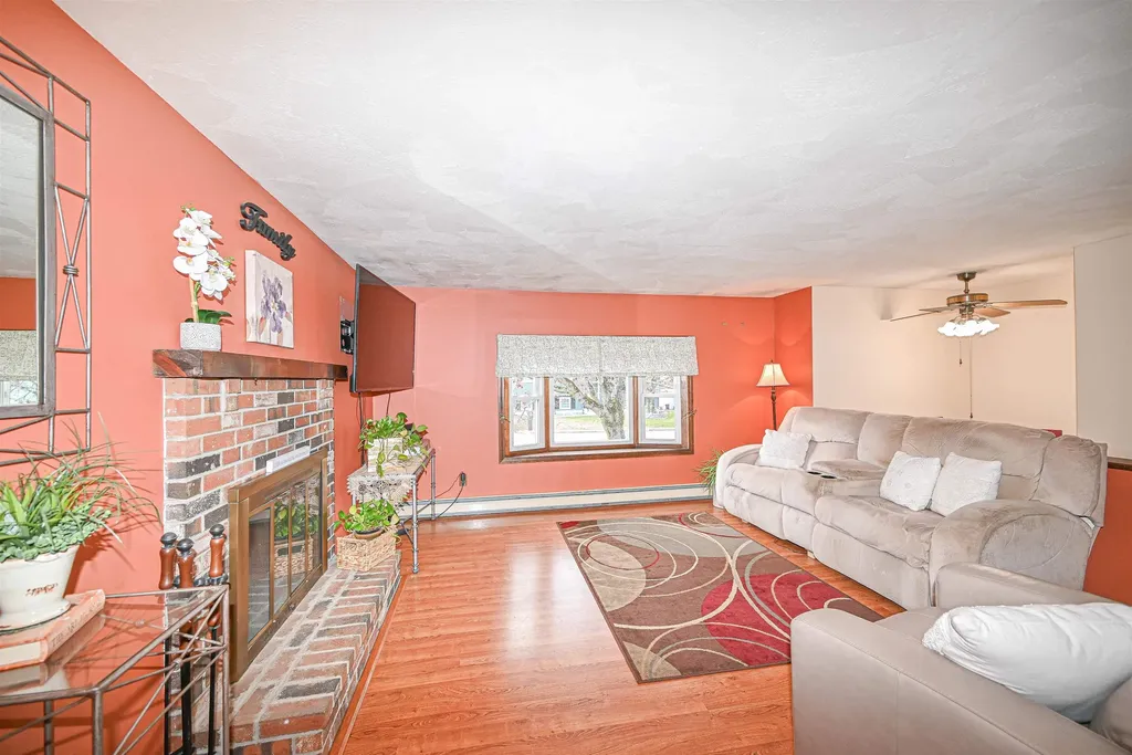 132 Faith Lane Manchester NH 03103