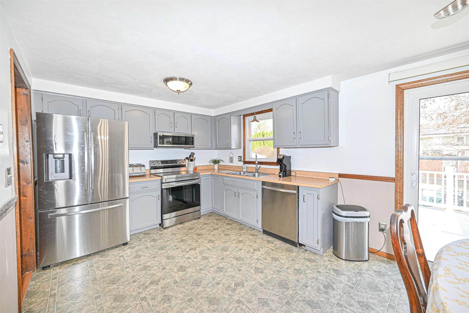 132 Faith Lane Manchester NH 03103