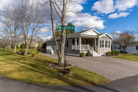 202 Mackerel Avenue Portsmouth NH 03801