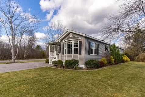 202 Mackerel Avenue Portsmouth NH 03801
