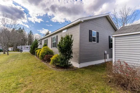 202 Mackerel Avenue Portsmouth NH 03801
