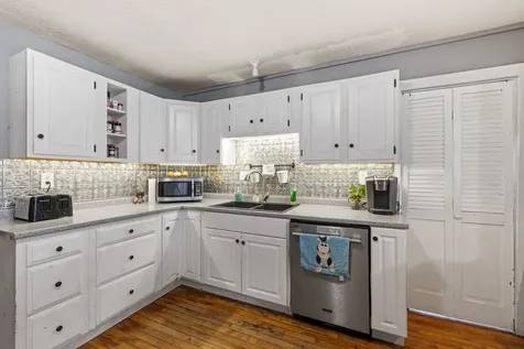 247 Agassiz Street Bethlehem NH 03574