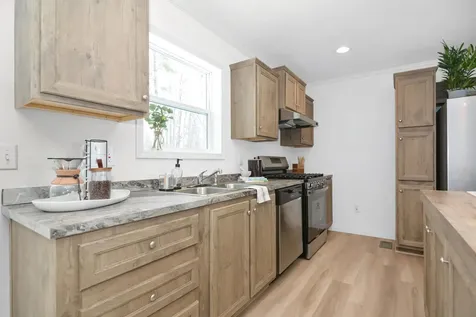 37 Rosemary Street Salem NH 03079
