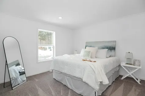 37 Rosemary Street Salem NH 03079