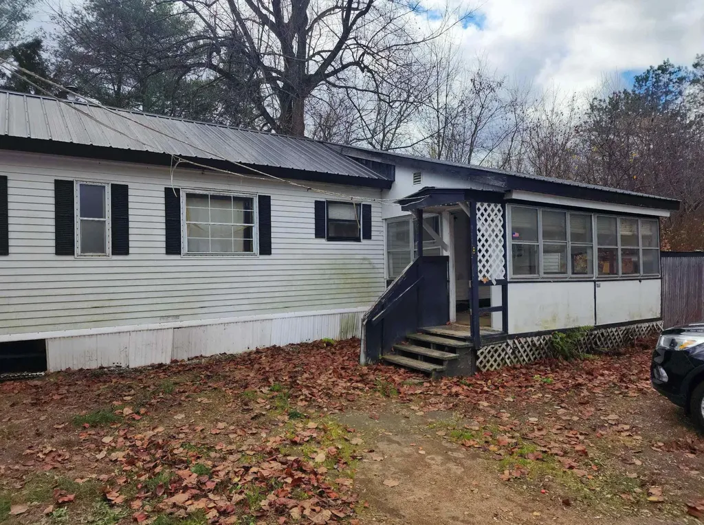 6 Rockwood Street Hartland VT 05052