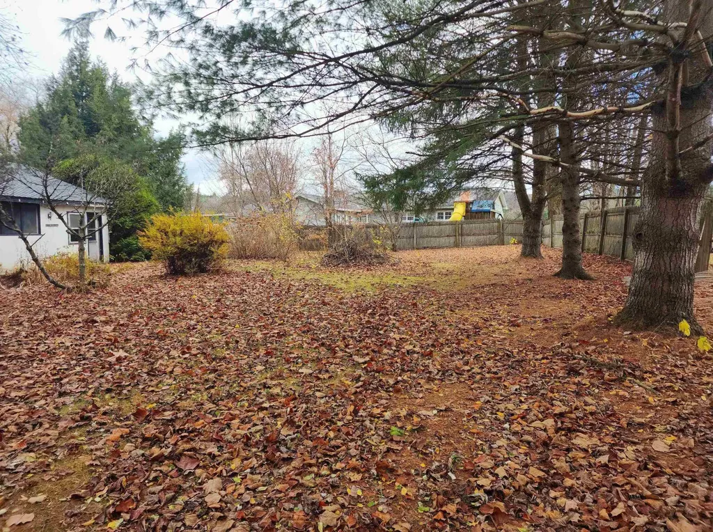 6 Rockwood Street Hartland VT 05052