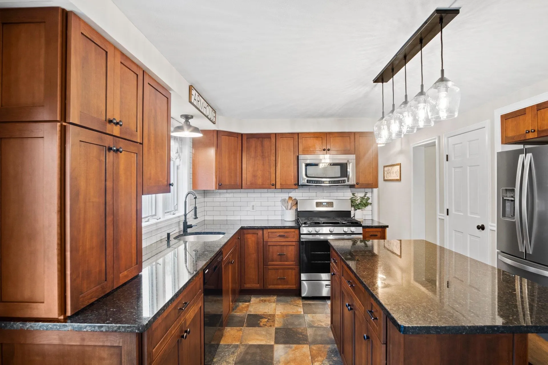 132 South Road Kensington NH 03833