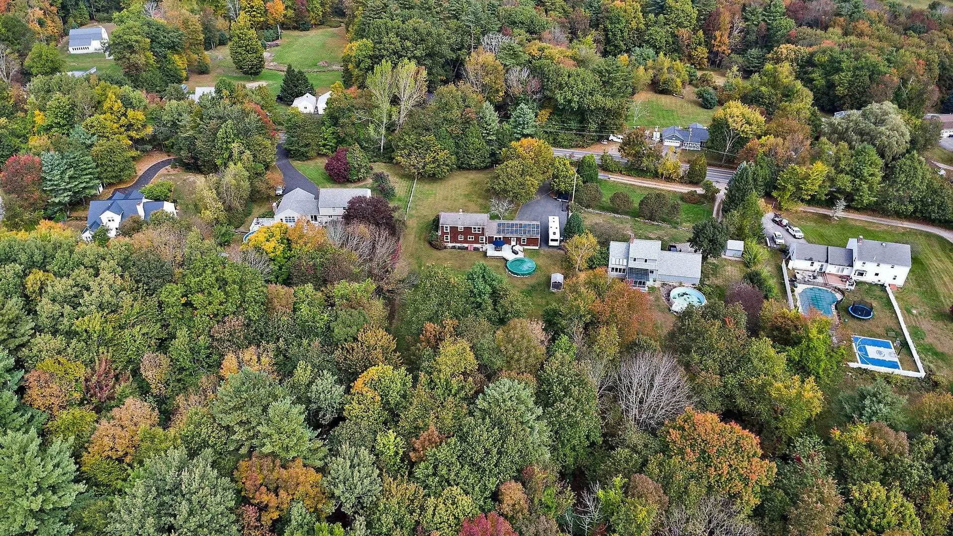 132 South Road Kensington NH 03833