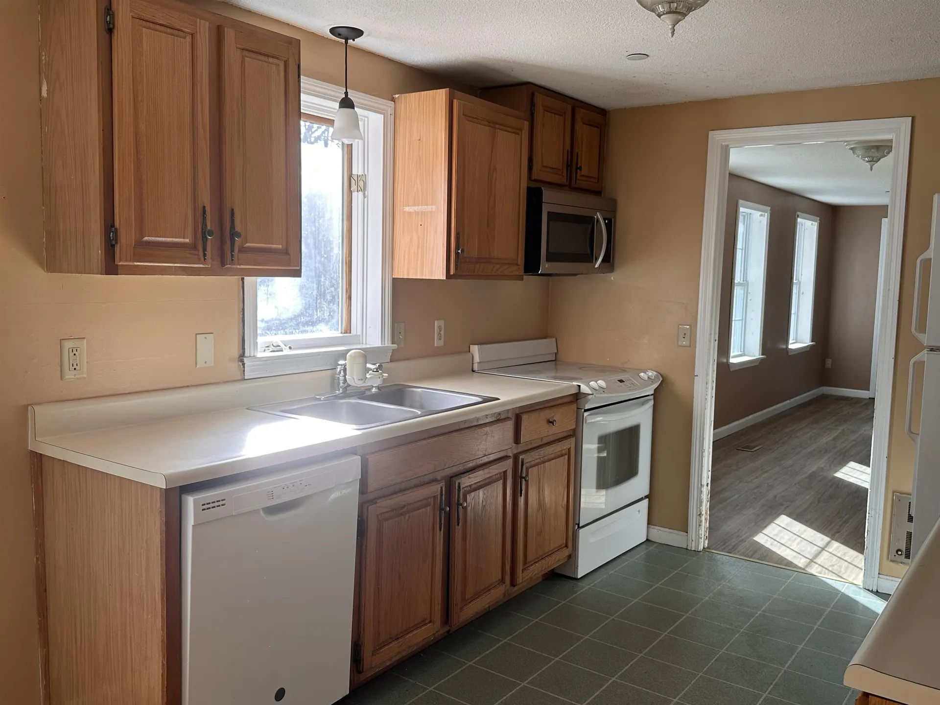 32 Evans Lane Keene NH 03431