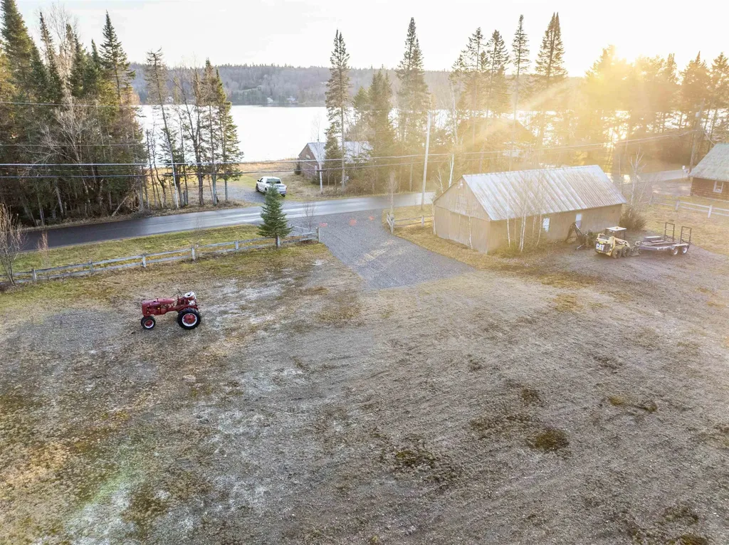 432 Beach Road Pittsburg NH 03592