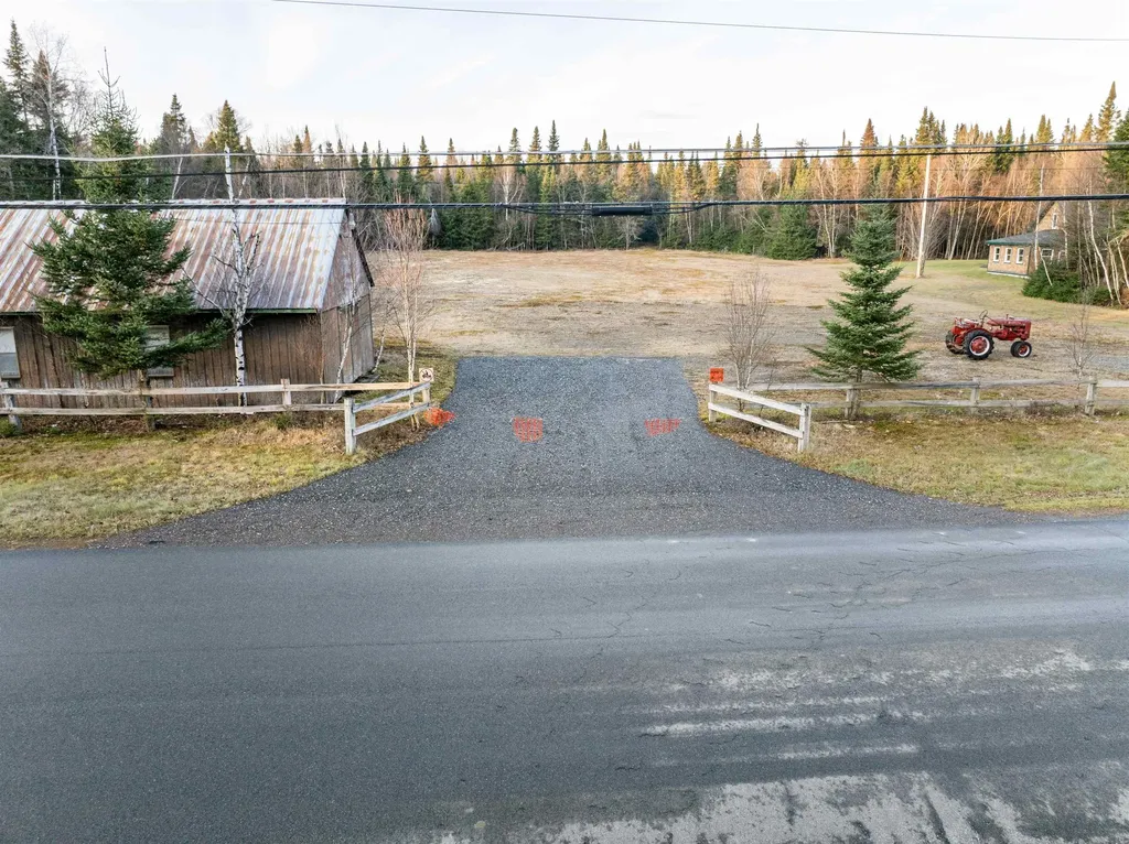 432 Beach Road Pittsburg NH 03592