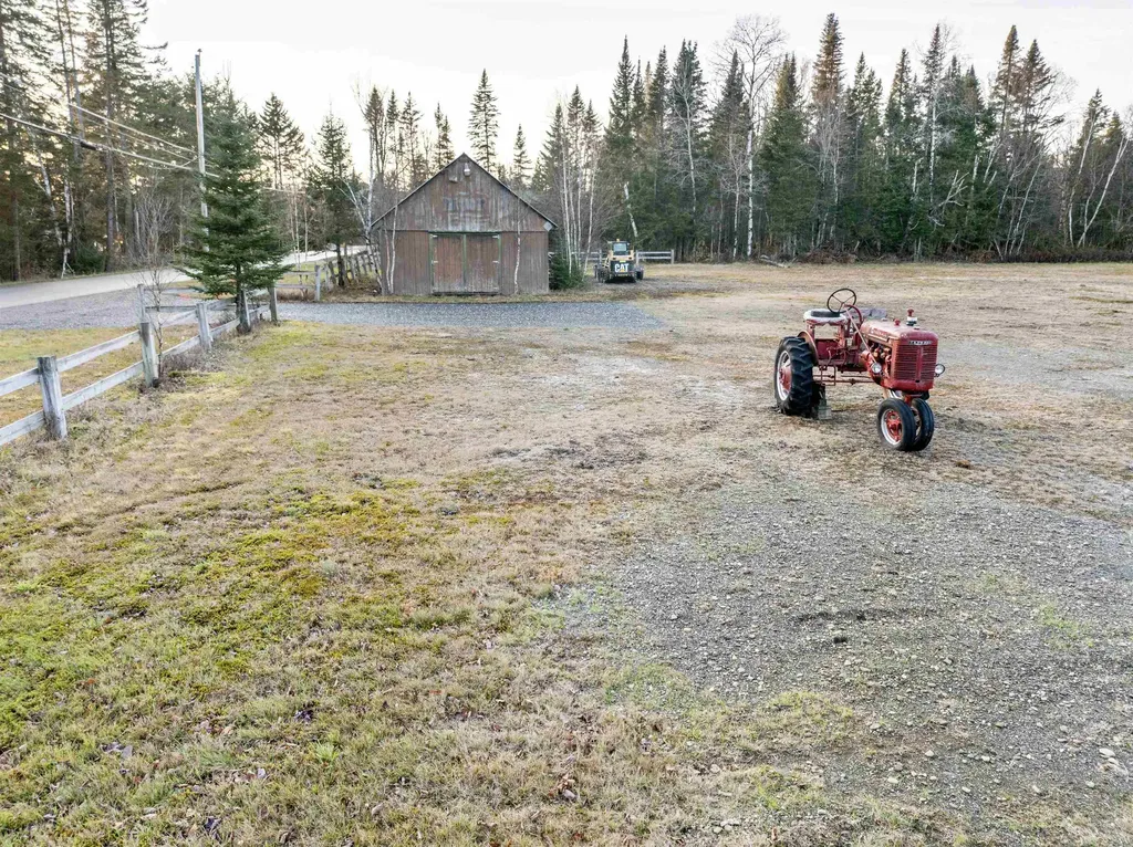 432 Beach Road Pittsburg NH 03592