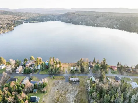 432 Beach Road Pittsburg NH 03592