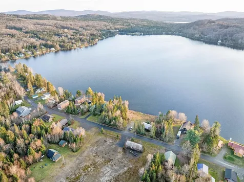 432 Beach Road Pittsburg NH 03592