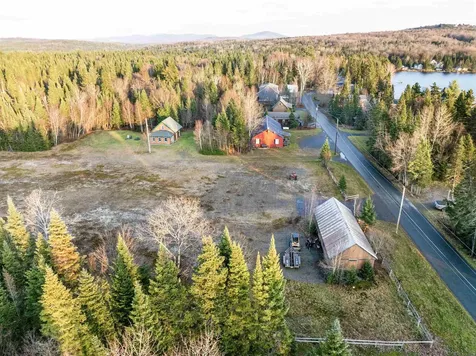 432 Beach Road Pittsburg NH 03592