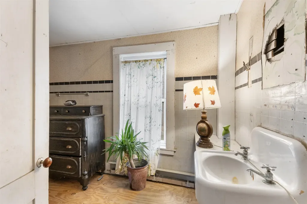 6349 River Road Lemington VT 05903