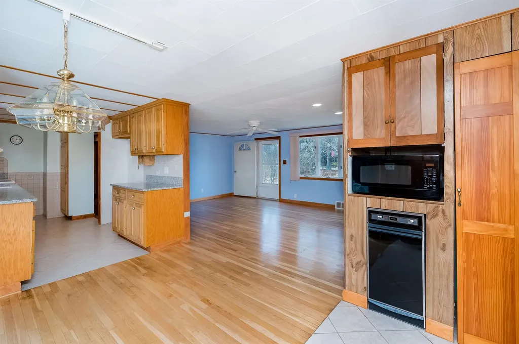 74 Frost Hill Road Eliot ME 03903