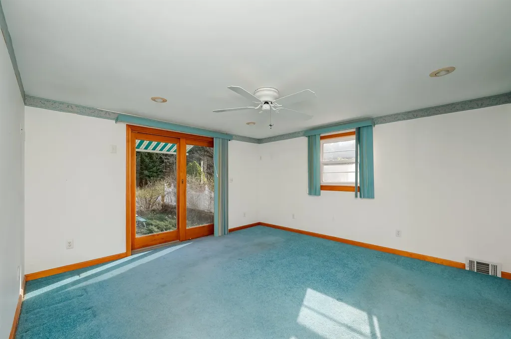 74 Frost Hill Road Eliot ME 03903