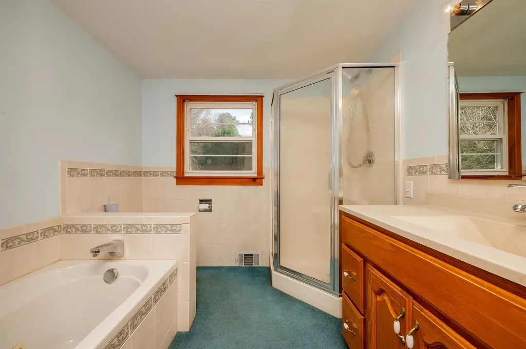 74 Frost Hill Road Eliot ME 03903