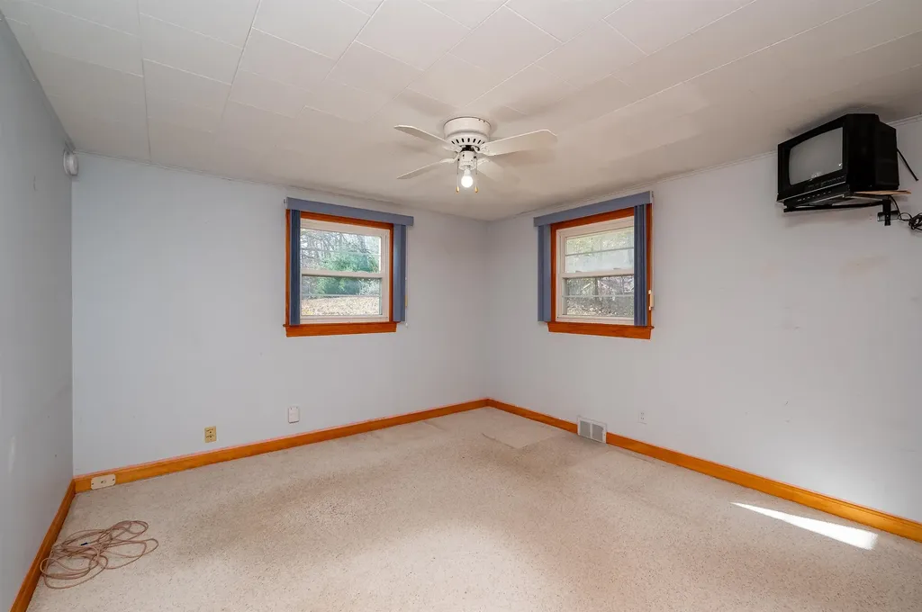 74 Frost Hill Road Eliot ME 03903