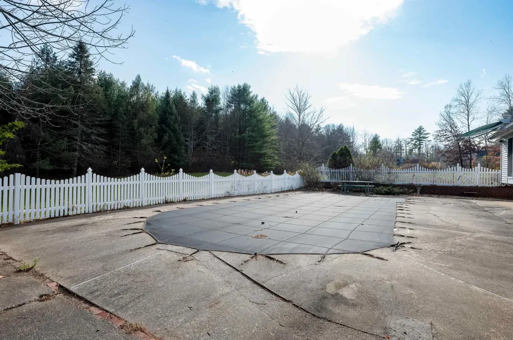 74 Frost Hill Road Eliot ME 03903