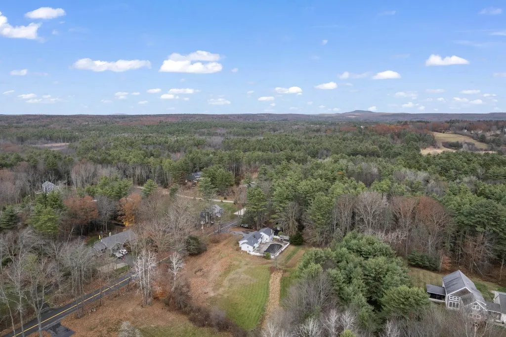 74 Frost Hill Road Eliot ME 03903