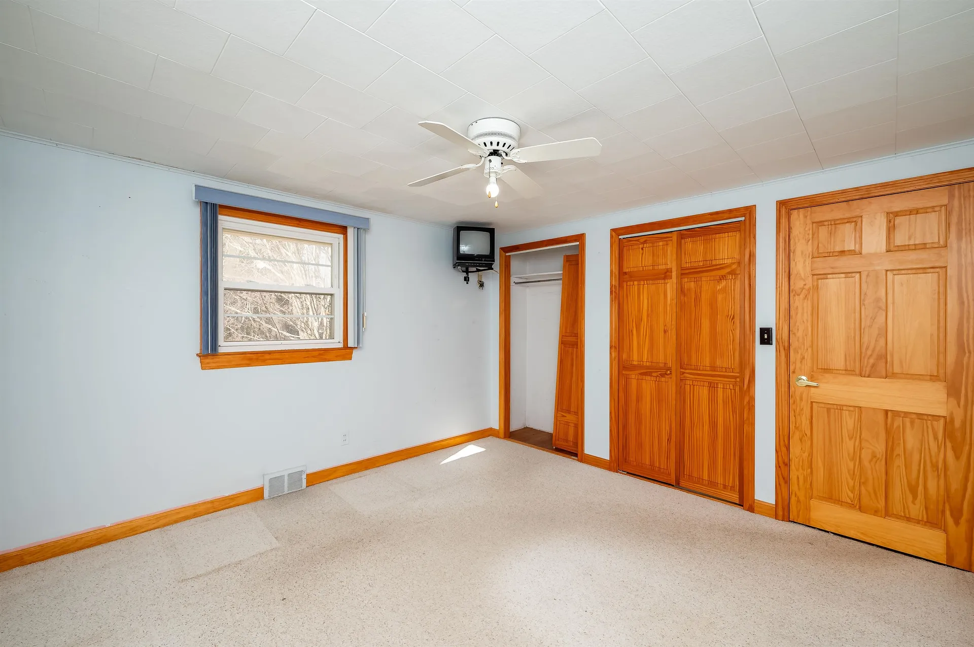 74 Frost Hill Road Eliot ME 03903