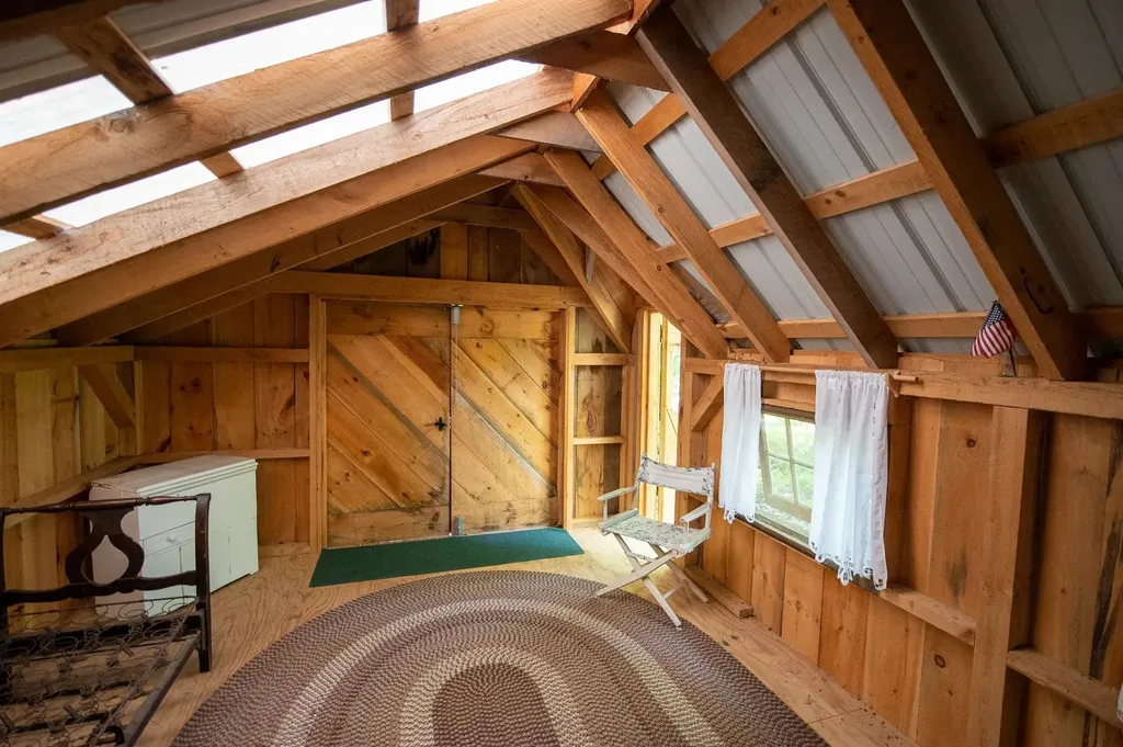 5734 Vt Route 11 Londonderry VT 05148