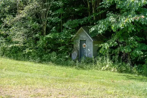 5734 Vt Route 11 Londonderry VT 05148